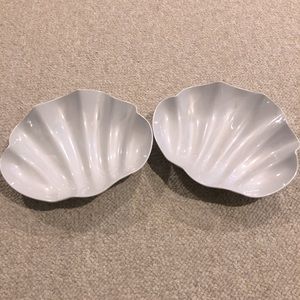Charlotte Shell plates